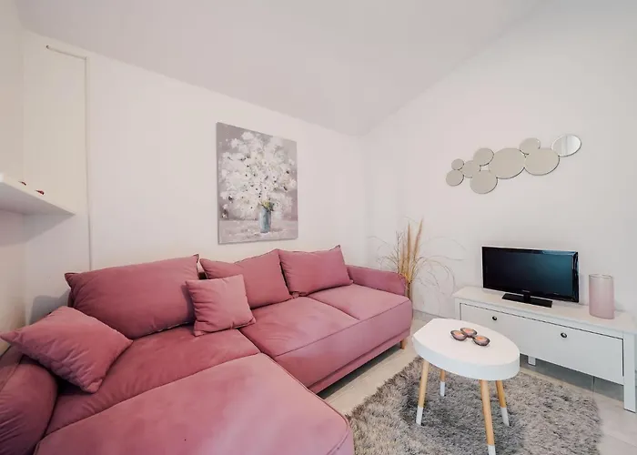 Apartment Adorable With Swimming Pool And Terrace Ljubač